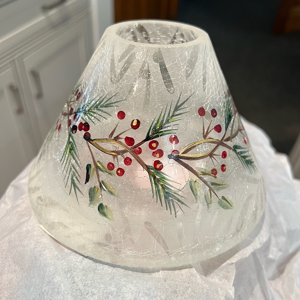 Frosted Pine Jar Shade from Yankee Candle